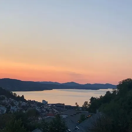 Cosy House With Sunny Terrace, Garden And Fjord View Dom wakacyjny Bergen