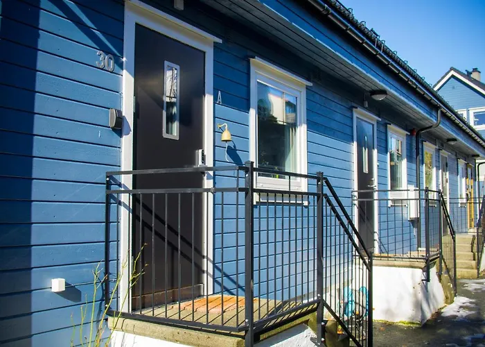 Cosy House With Sunny Terrace, Garden And Fjord View Σπίτι διακοπών